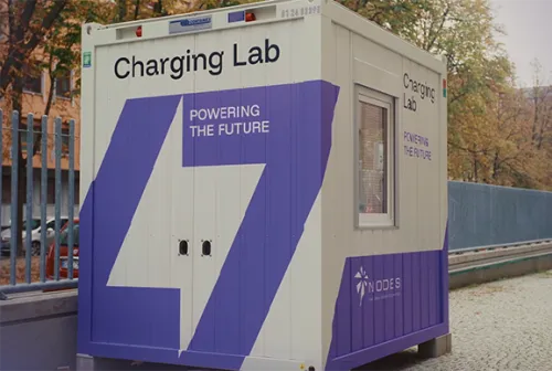 Esterno Charging Lab